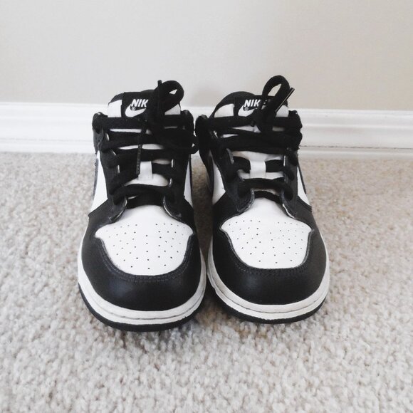 Nike Dunks - size 2 - Picture 3 of 11